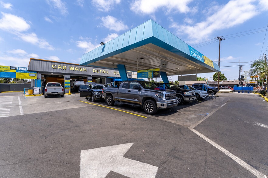 More Photos Of 21011 Pioneer Blvd, Lakewood Carwash For Sale