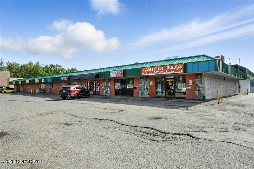 More Photos Of 5011 Arctic Blvd, Anchorage General Retail For Sale