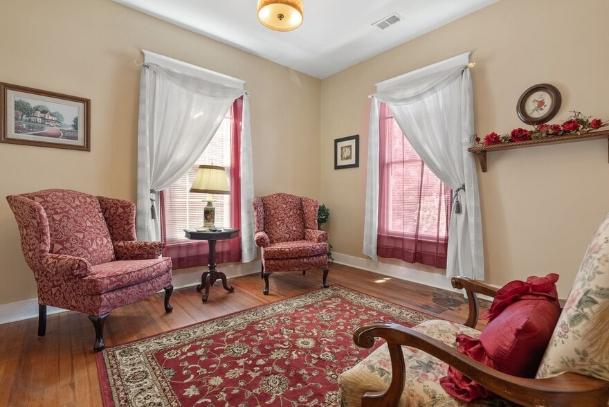 More Photos Of 207 W 2nd Ave, Easley Hospitality For Sale