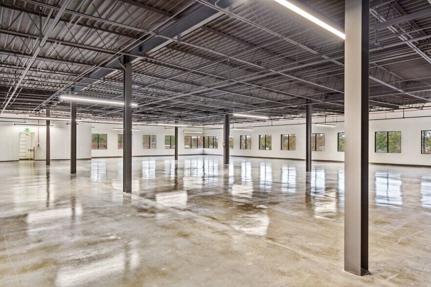 More Photos Of Port 26 | 2155 Eagle Drive, North Charleston Office For Lease
