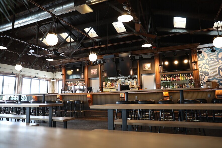 More Photos Of 2915 W 44th Ave, Denver Restaurant For Sale