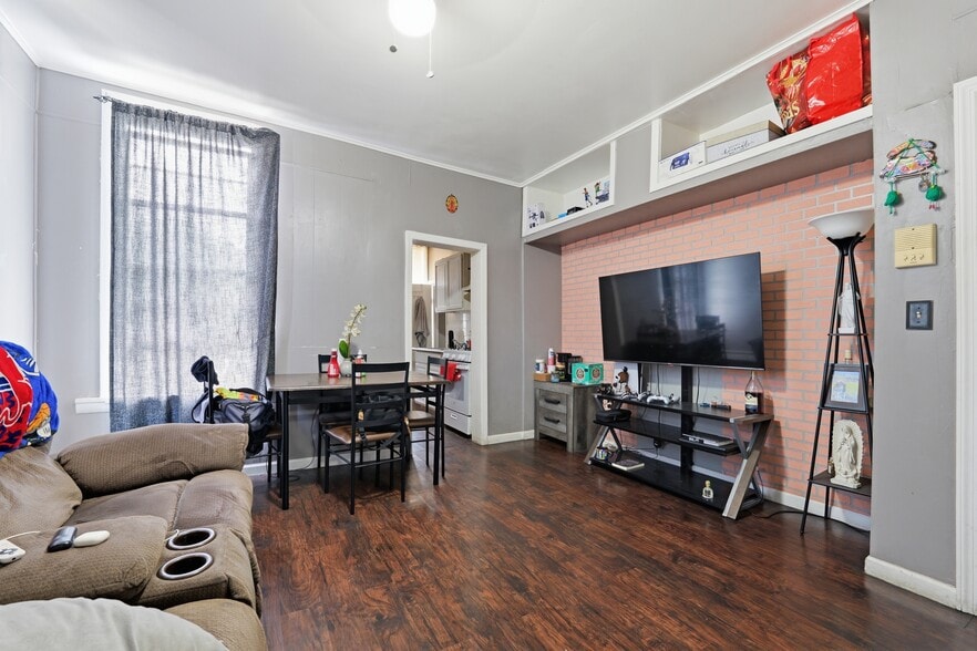 More Photos Of 714-716 Broadway, Bayonne Storefront Retail Residential For Sale