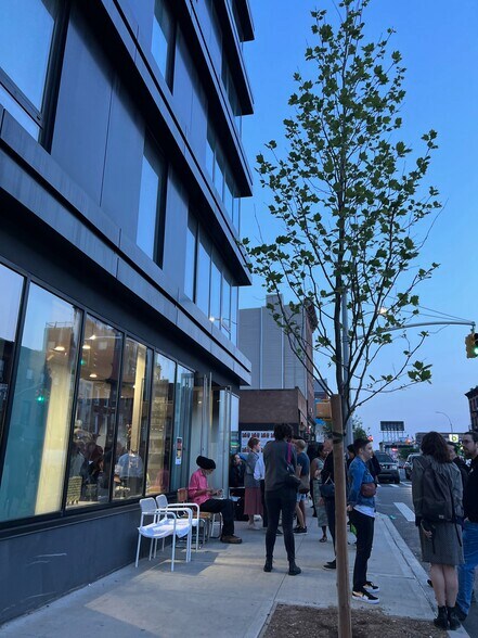 More Photos Of 161 12th St, Brooklyn Storefront Retail Office For Sale