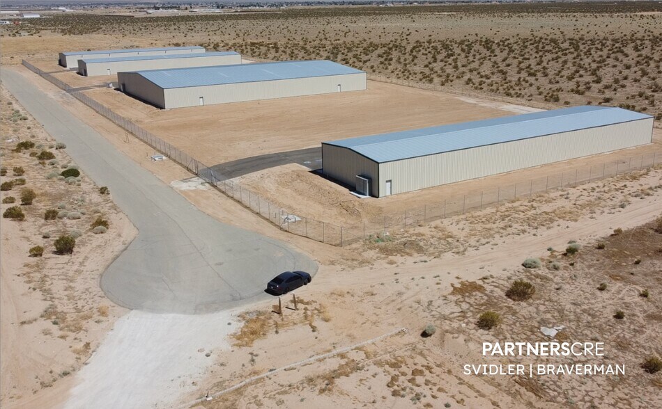 More Photos Of 5500 Lindbergh Blvd, California City Warehouse For Sale