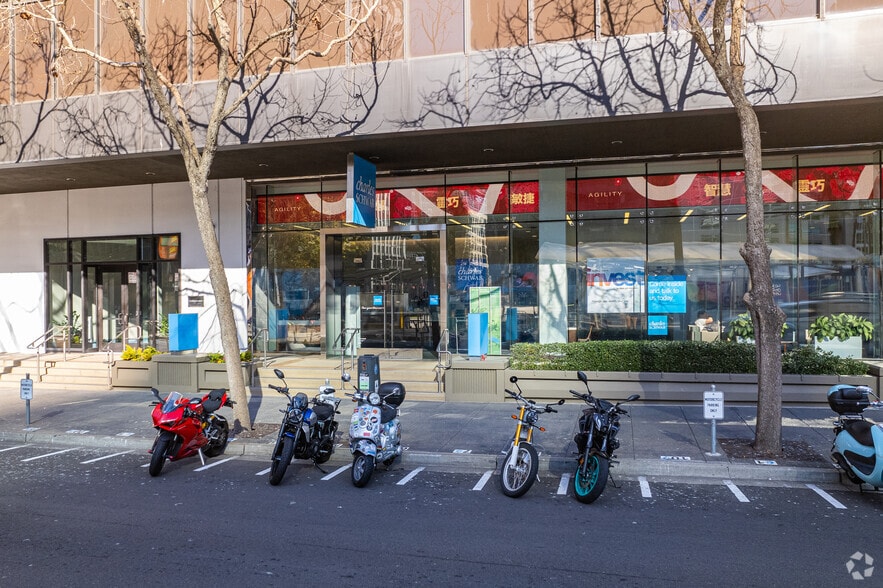 More Photos Of 211 Main St, San Francisco Office For Lease