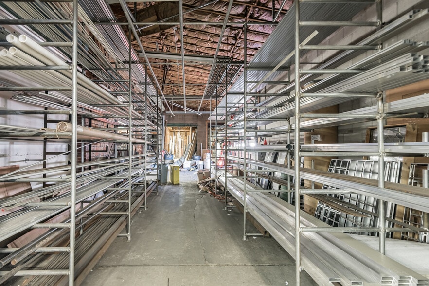 More Photos Of 65 E Fayette St, Uniontown Showroom For Sale