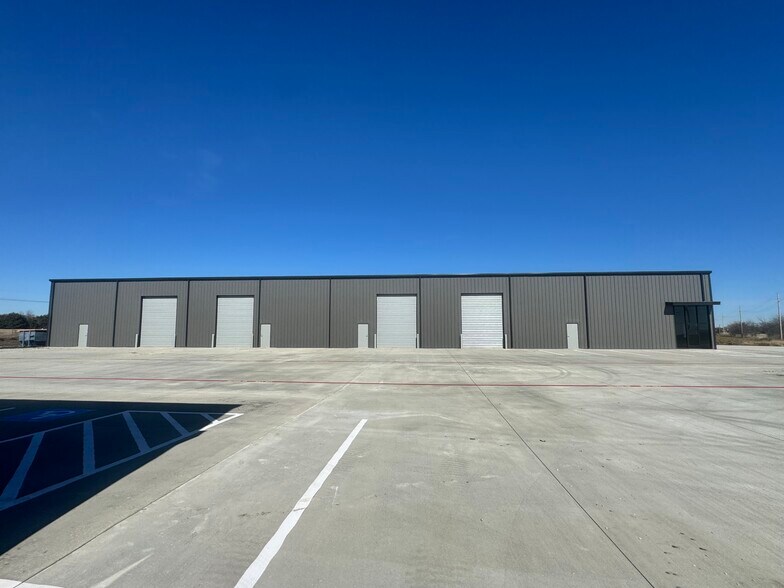 More Photos Of 1450 S State Hwy 78, Farmersville Industrial For Lease