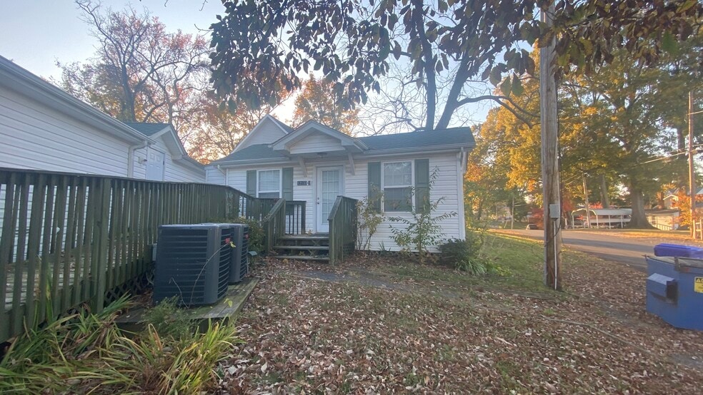 More Photos Of 12133 Neale Sound Dr, Cobb Island Restaurant For Sale