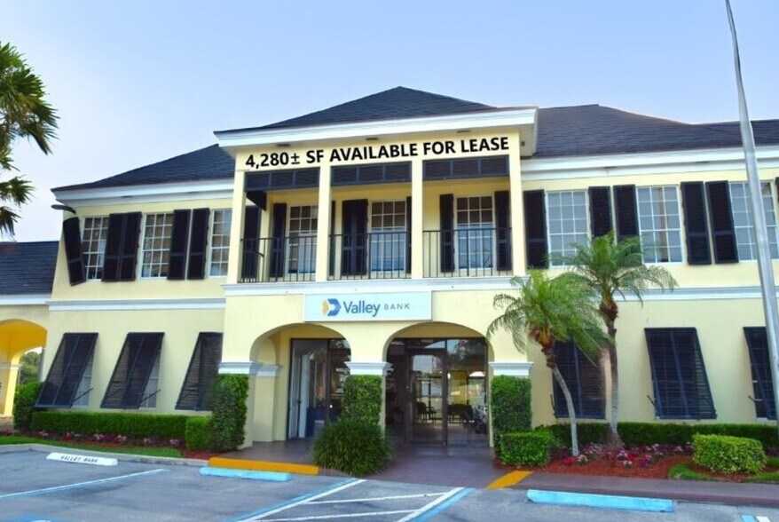 Primary Photo Of 11811 US Highway 1, North Palm Beach General Retail For Lease