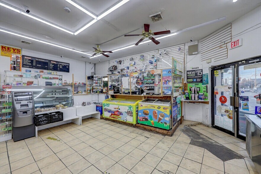 More Photos Of 321 Jefferson Ave, Elizabeth Storefront Retail Residential For Lease