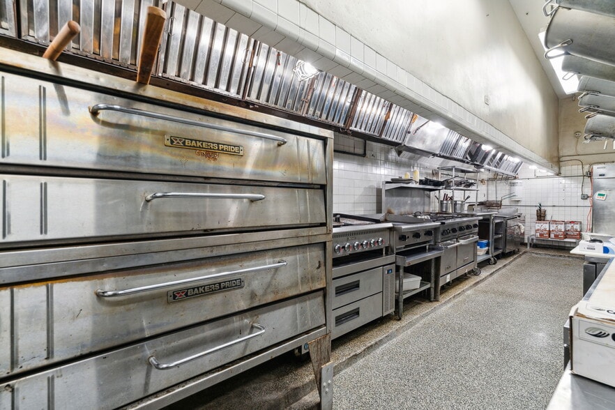 More Photos Of , Philadelphia General Retail For Sale