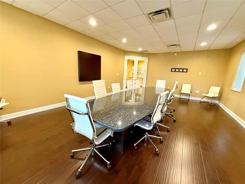 More Photos Of 1402 W Fletcher Ave, Tampa Coworking Space