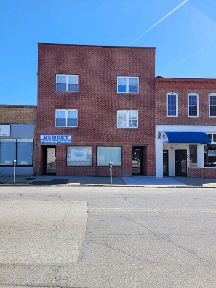 Primary Photo Of 40-42 Weir St, Taunton Storefront Retail Residential For Lease