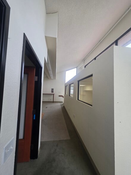 More Photos Of 3892 State St, Santa Barbara Medical For Lease