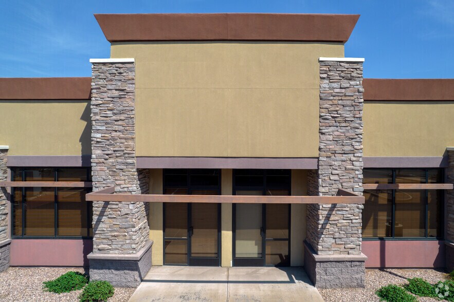 More Photos Of 8611 S Priest Dr, Tempe Medical For Lease