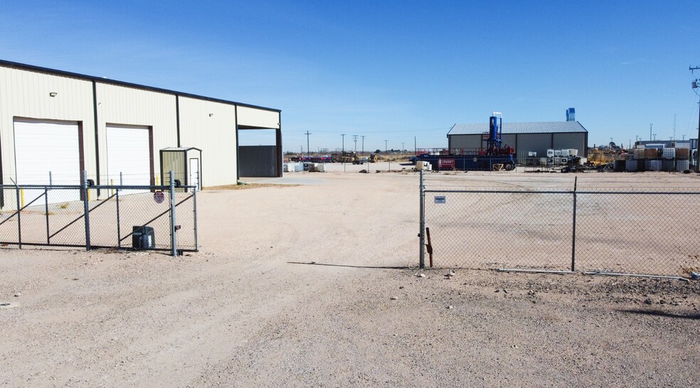 More Photos Of 4617 S County Rd 1210 rd, Midland Warehouse For Lease