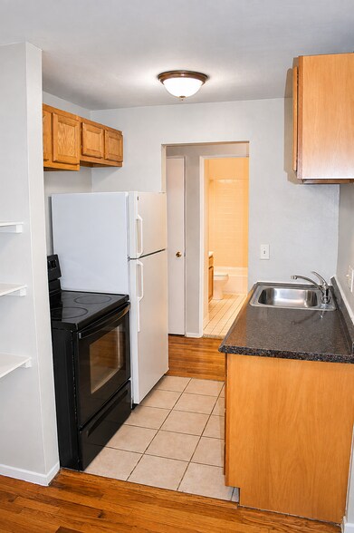 More Photos Of 650-660 Straight St, Cincinnati Apartments For Sale