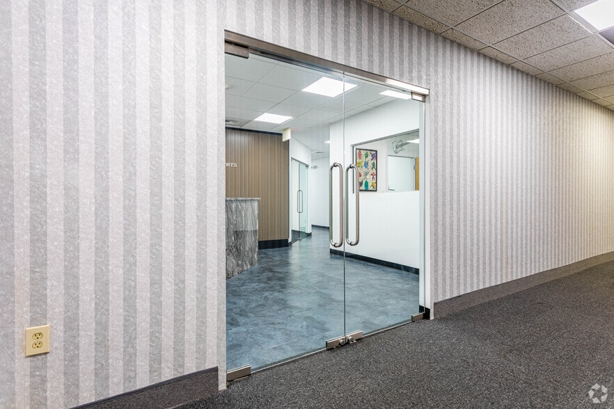 More Photos Of 2137 State Route 35, Holmdel Unknown For Lease