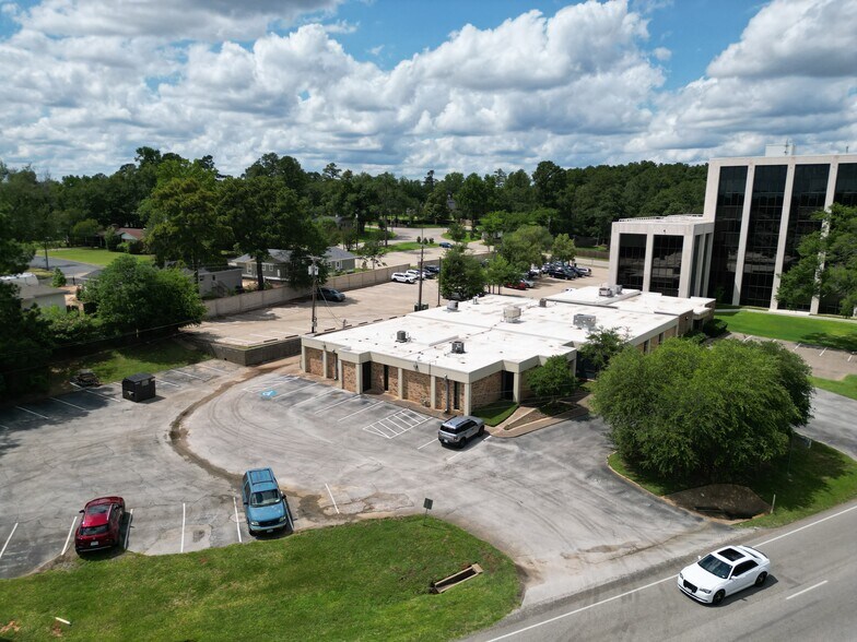 Primary Photo Of 3025 & 3027 S SE 323 loop, Tyler Office For Sale
