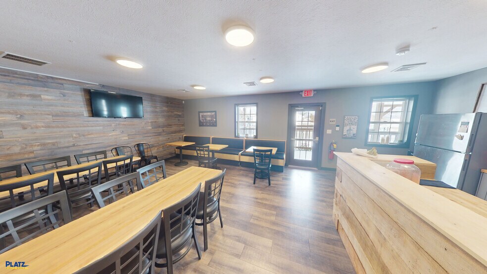 More Photos Of 125 N Bank St, Cortland Freestanding For Sale