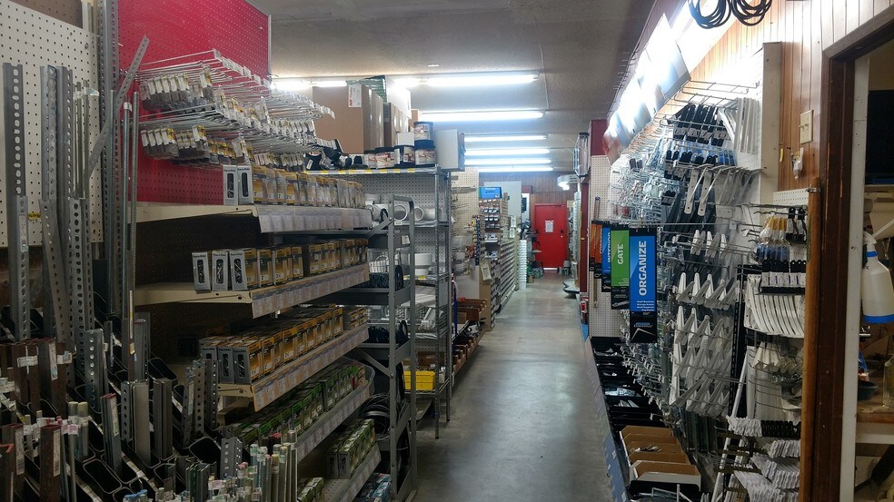 More Photos Of 11317 Kernville Rd, Kernville Storefront For Sale