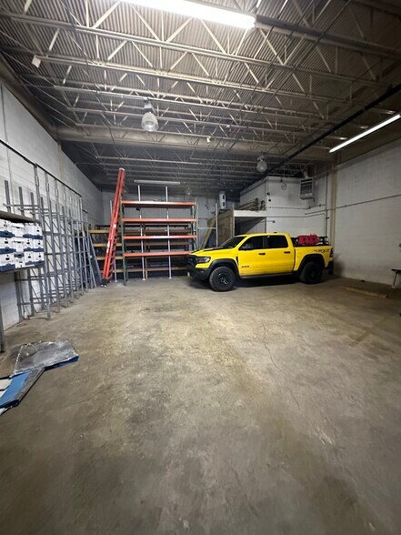 More Photos Of 1511 132nd St, College Point Industrial For Lease