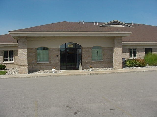 More Photos Of 3941 Traxler Ct, Bay City Office For Lease