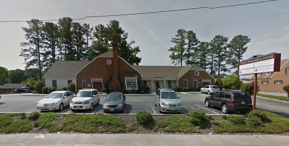 More Photos Of 211-215 Temple Ave, Colonial Heights Office For Sale