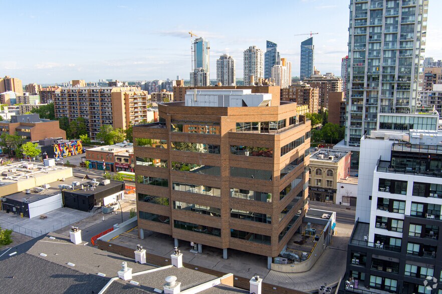 More Photos Of 933 17th Ave SW, Calgary Office For Lease