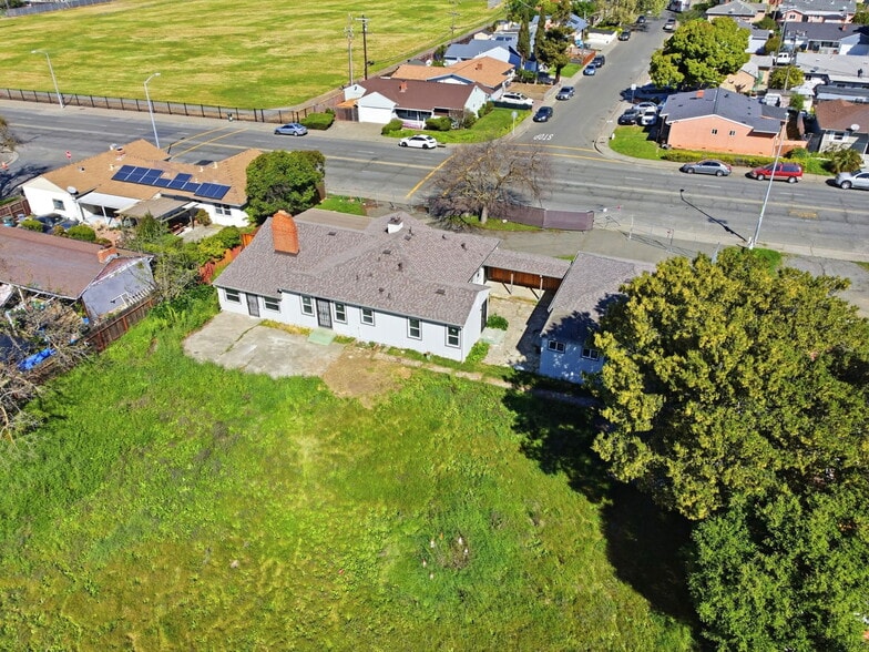 More Photos Of 2417 Springs Rd, Vallejo Daycare Center For Lease