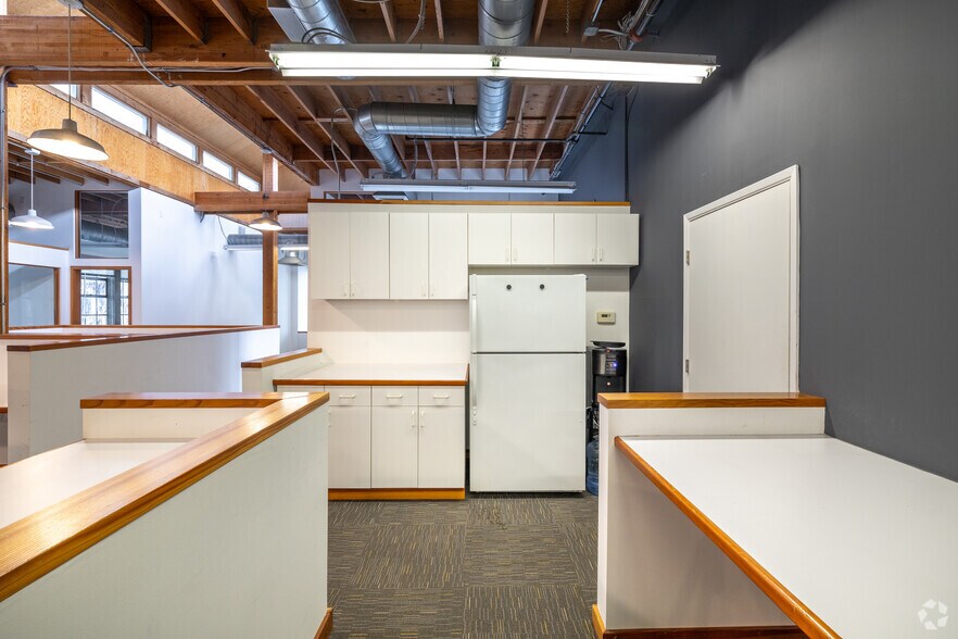 More Photos Of 550-590 2nd St, Oakland Office For Lease