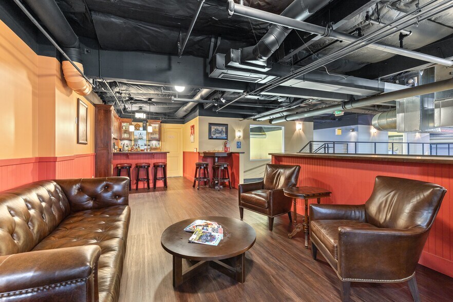 More Photos Of 521 Charcot Ave, San Jose Showroom For Sale