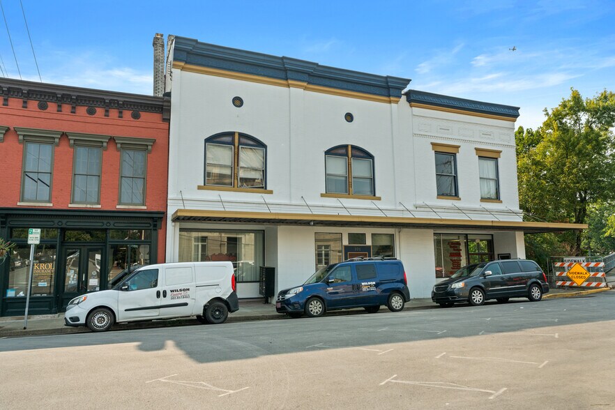 More Photos Of 101 St Clair St, Frankfort Loft Creative Space For Sale