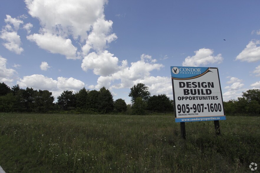 More Photos Of 15 Cachet Woods Ct, Markham Land For Lease