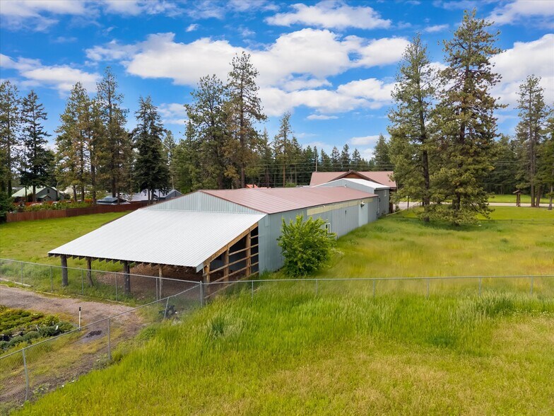 More Photos Of 2400 9th St W, Columbia Falls Freestanding For Sale