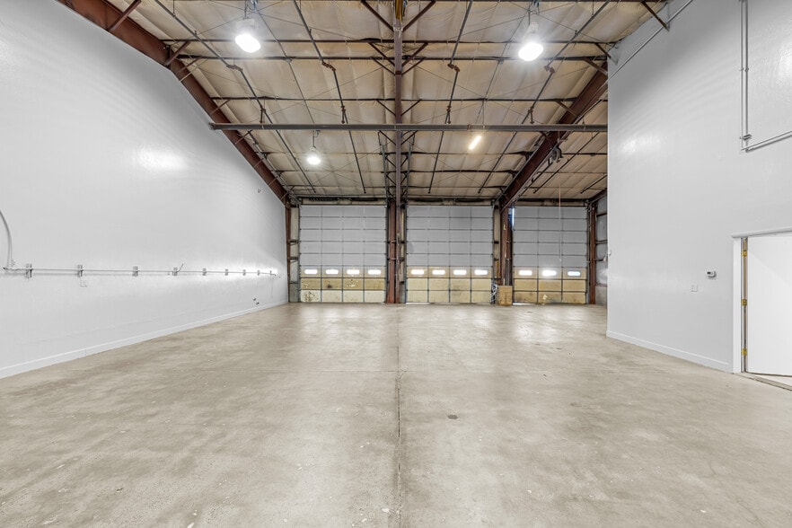 More Photos Of 5280 E Gibson Ave, Flagstaff Warehouse For Lease