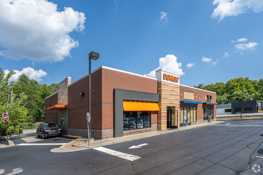 More Photos Of 145 Mcmurray Rd, Pittsburgh Freestanding For Lease