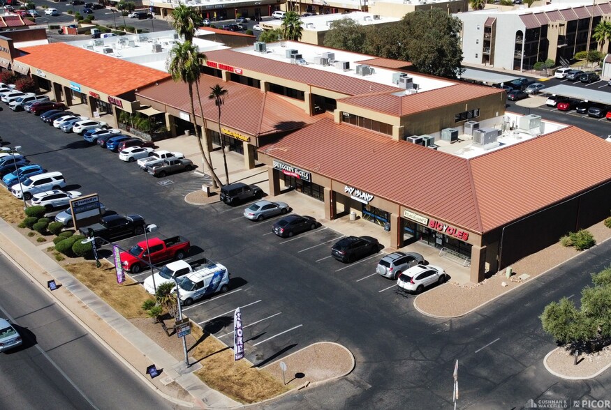 Primary Photo Of 6135-6179 E Broadway Blvd, Tucson Storefront For Lease