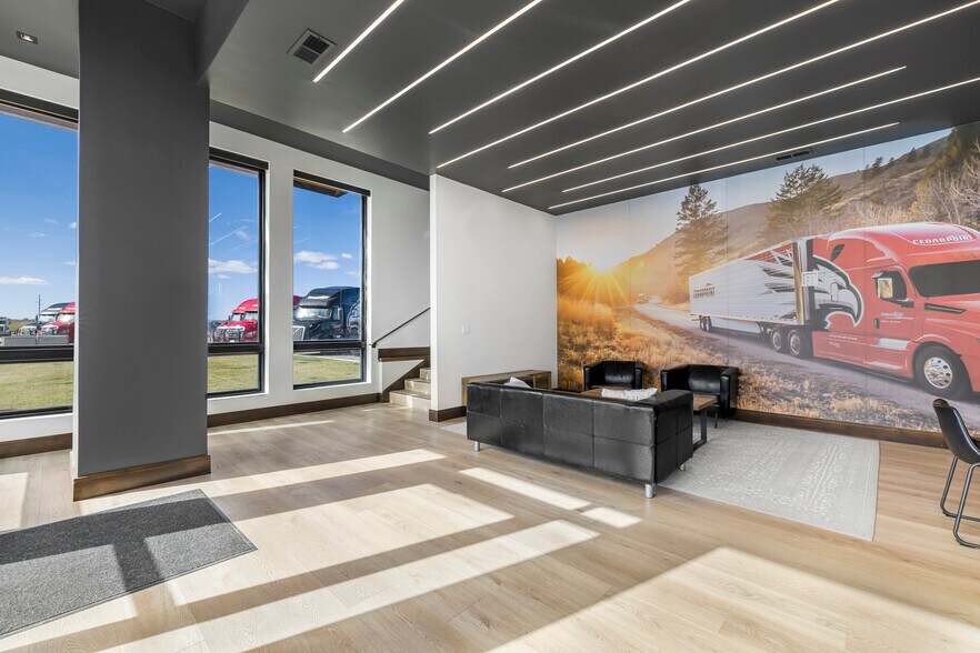 More Photos Of 3202 W 5000 S, Rexburg Office For Lease