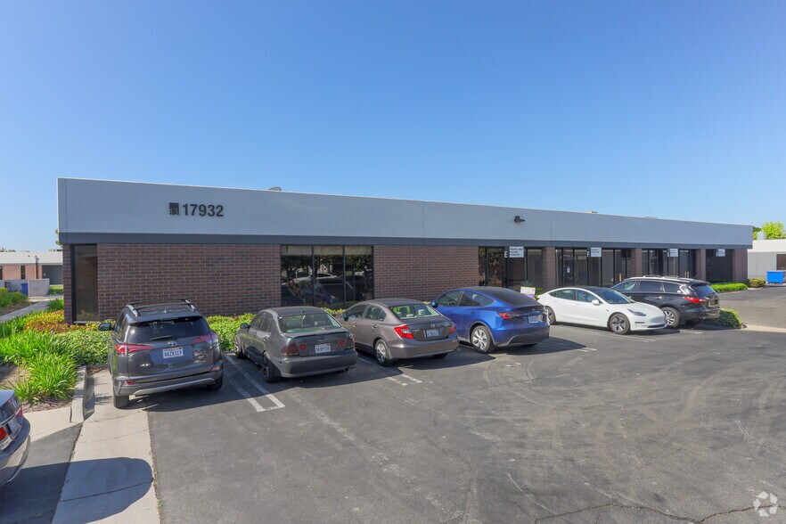 More Photos Of 17932 Sky Park Cir, Irvine Light Manufacturing For Lease