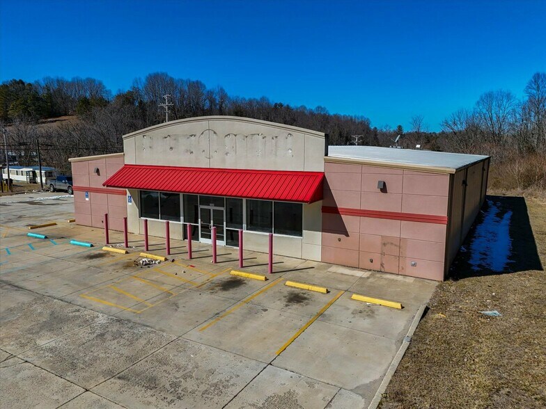 More Photos Of 3560 Foster Falls Rd, Barren Springs General Retail For Sale