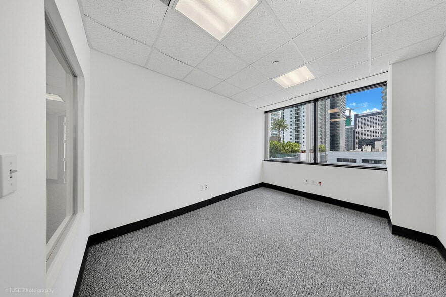More Photos Of 1200 Brickell Ave, Miami Loft Creative Space For Sale