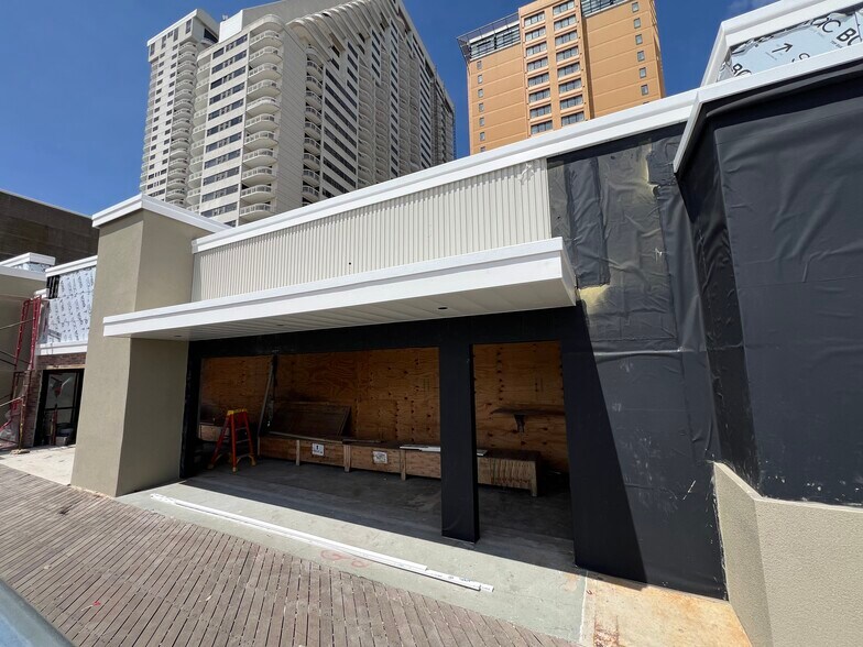 More Photos Of 110 S Morris Ave, Atlantic City Hotel For Lease