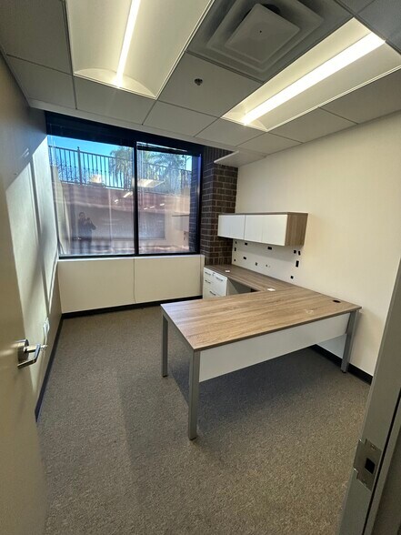 More Photos Of 4221 Wilshire Blvd, Los Angeles Loft Creative Space For Lease