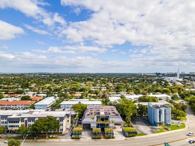 More Photos Of 2151 E Commercial Blvd, Fort Lauderdale Medical For Lease