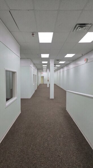 More Photos Of 1028 Gallatin Pike S, Madison Freestanding For Lease