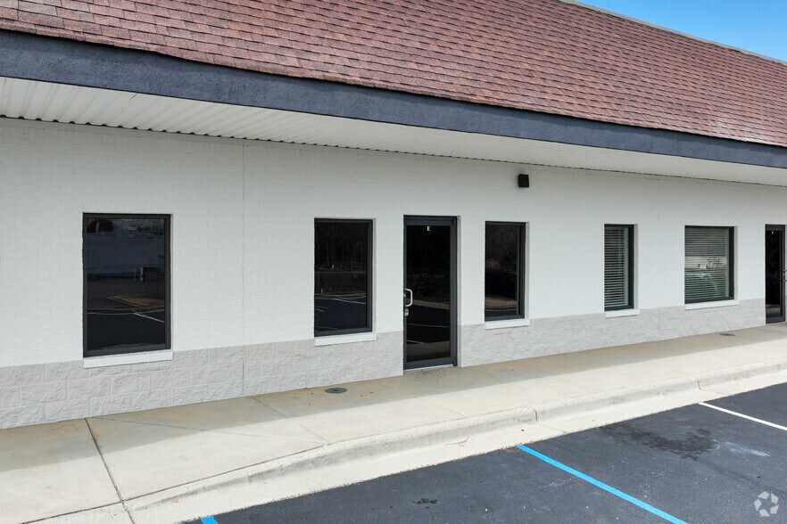 More Photos Of 922 E Jefferson St, Americus Medical For Lease
