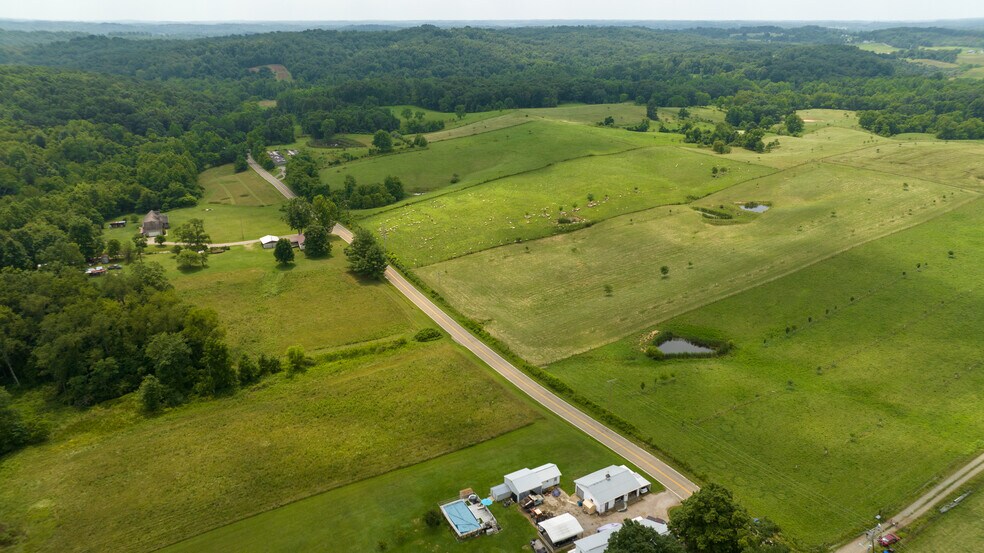 More Photos Of 901 Carpenter Rd, Albany Specialty For Sale