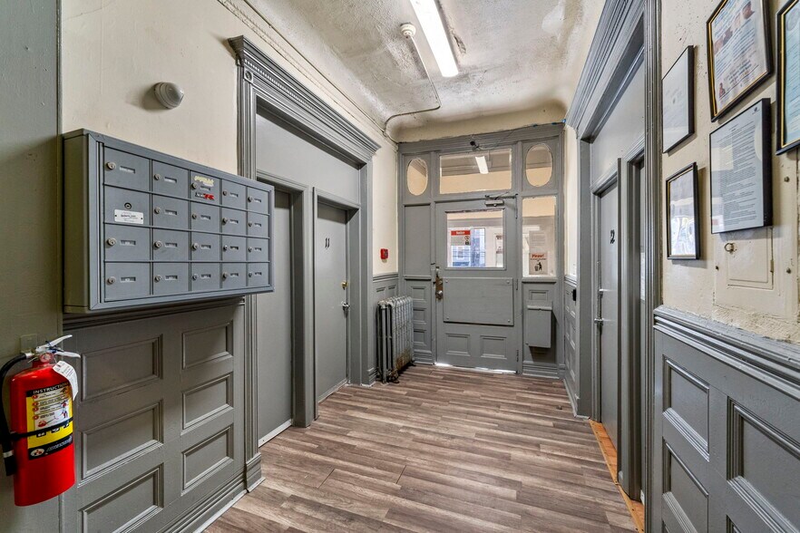 More Photos Of 368-370 Summer Ave, Newark Apartments For Sale