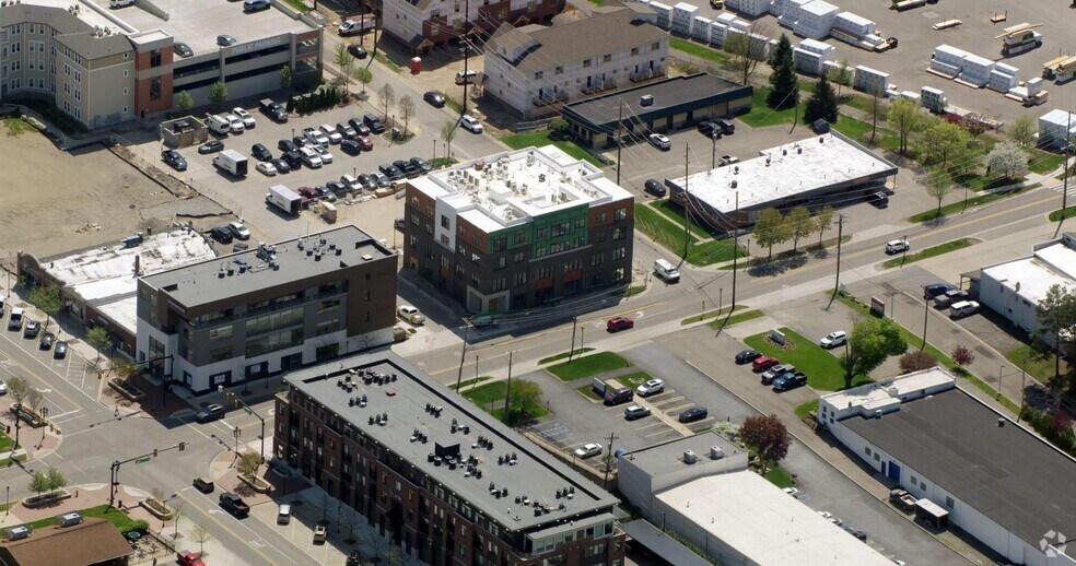 More Photos Of 27 S Squirrel Rd, Auburn Hills Coworking Space